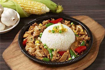 九秒拌鐵板飯 打造新式快餐體驗(yàn)的市場營銷策劃